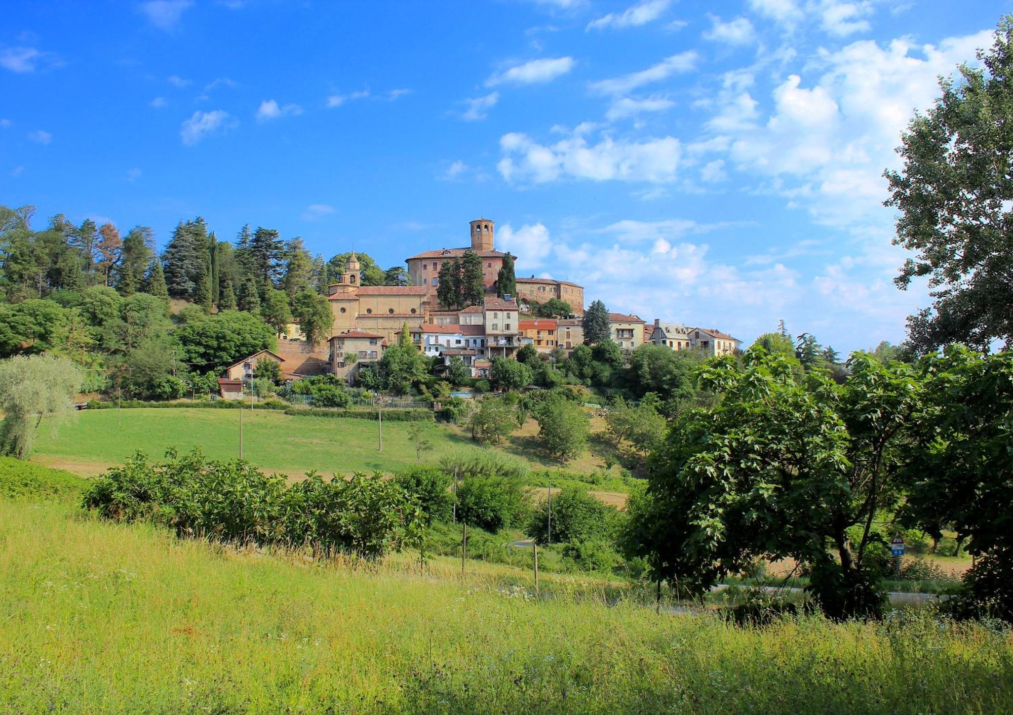 Amazing Langhe And Monferrato | House With Garden Villa Calamandrana Luaran gambar